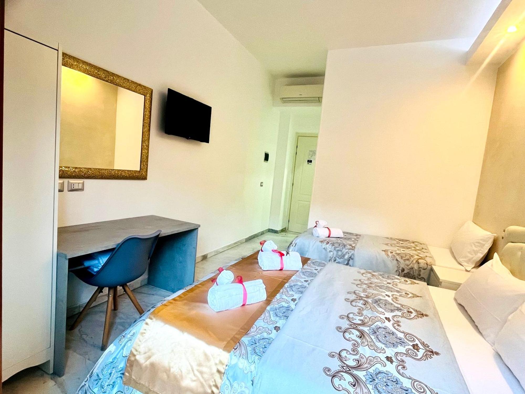 Santa Maria Accommodation โรม ภายนอก รูปภาพ